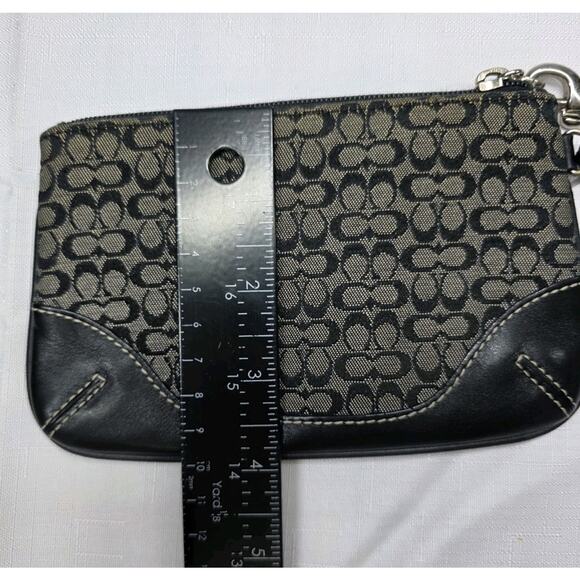 Coach Y2K Black Gray Signature C Small Wristlet Wallet Monogram Canvas & Leather - Picture 7 of 7